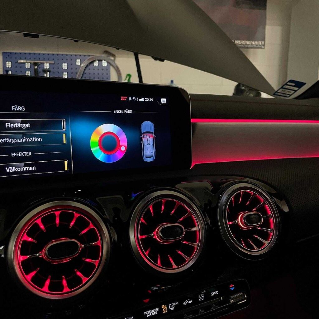 64 Colors LED Air Vent Outlet Ambient Light for Mercedes-Benz A-class W177 CLA W118 Car Air Vent Interior Lighting Upgrade