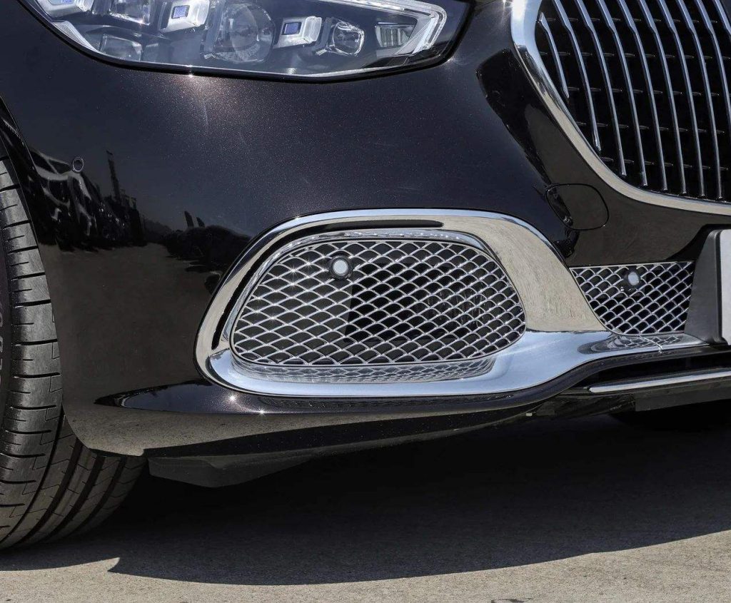Chrome Front Bumper Grille W223 Lower Bumper Grille Mesh for Mercedes Benz S Class S480 S580 Upgrade to S680 Maybach Style