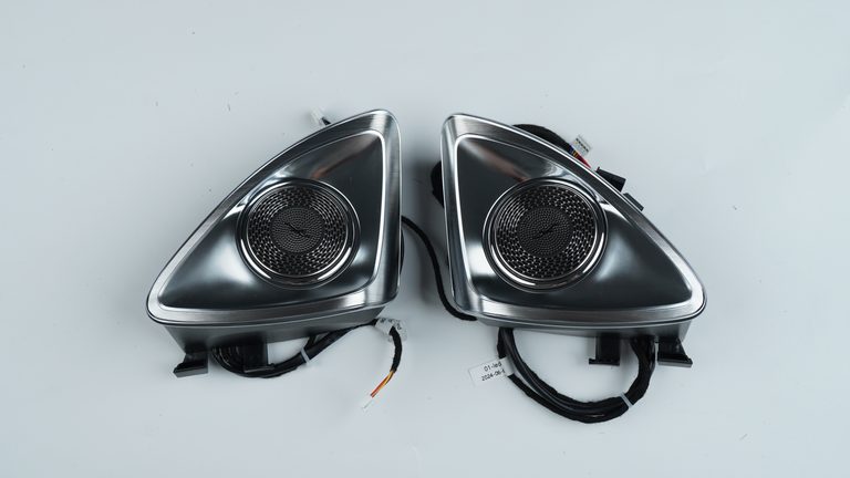 4D rotating tweeter pair