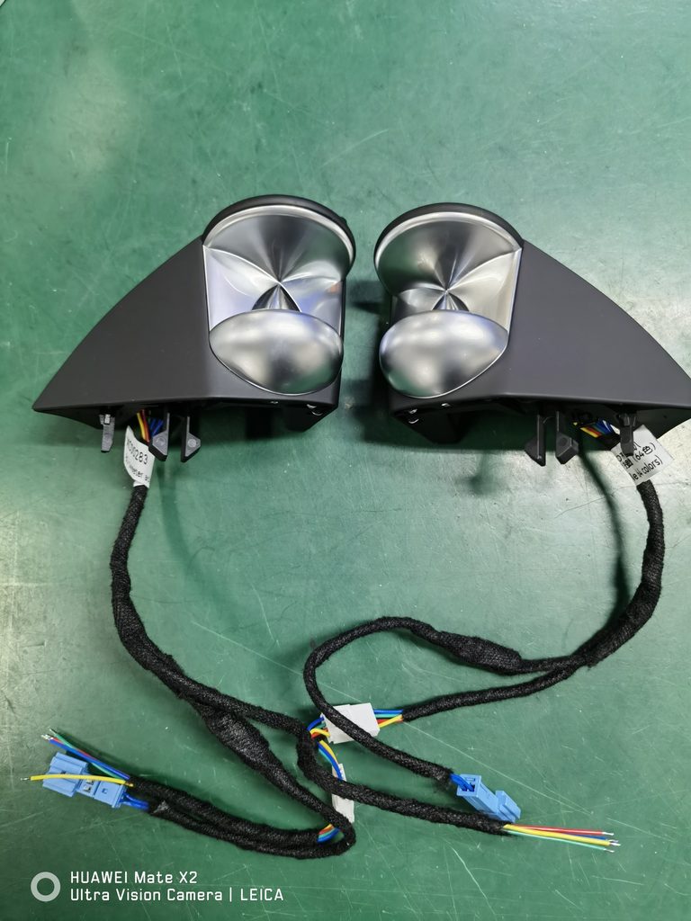 Hourglass-style tweeter pair